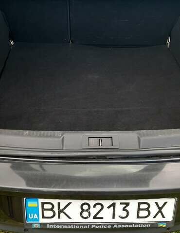 Черный Рено Лагуна, объемом двигателя 1.5 л и пробегом 224 тыс. км за 7000 $, фото 4 на Automoto.ua