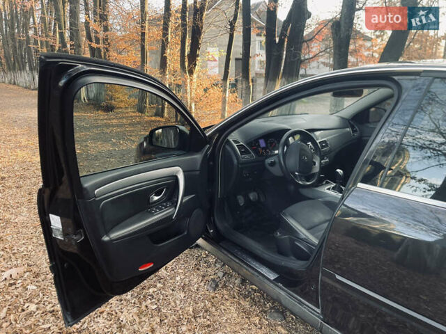 Чорний Рено Лагуна, об'ємом двигуна 1.46 л та пробігом 336 тис. км за 5700 $, фото 17 на Automoto.ua