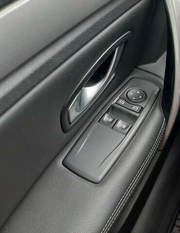 Черный Рено Лагуна, объемом двигателя 1.5 л и пробегом 224 тыс. км за 7000 $, фото 3 на Automoto.ua