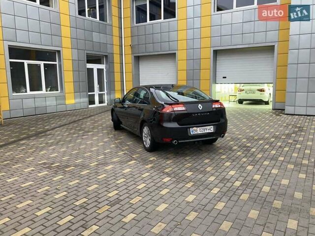 Черный Рено Лагуна, объемом двигателя 2 л и пробегом 190 тыс. км за 12500 $, фото 2 на Automoto.ua