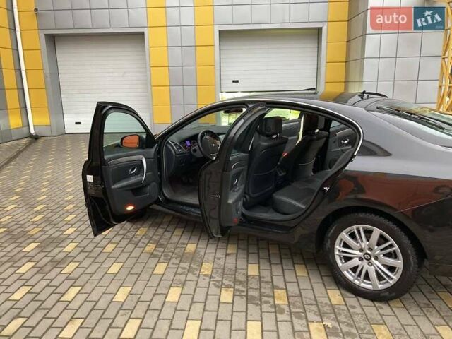 Черный Рено Лагуна, объемом двигателя 2 л и пробегом 190 тыс. км за 12500 $, фото 19 на Automoto.ua