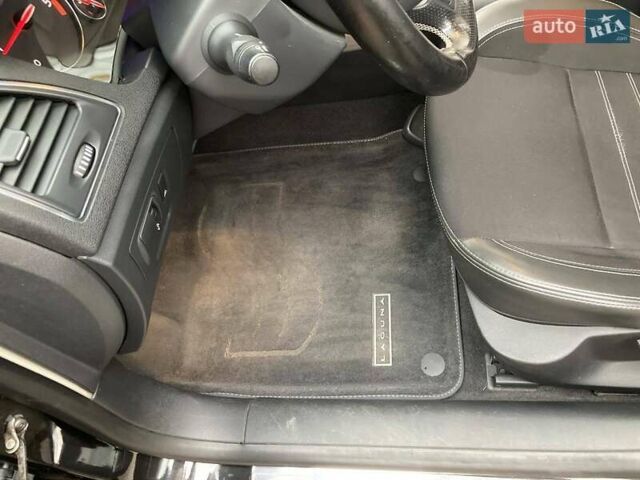 Черный Рено Лагуна, объемом двигателя 2 л и пробегом 190 тыс. км за 12500 $, фото 11 на Automoto.ua