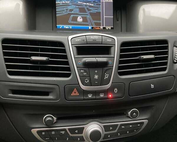 Черный Рено Лагуна, объемом двигателя 2 л и пробегом 190 тыс. км за 12500 $, фото 36 на Automoto.ua