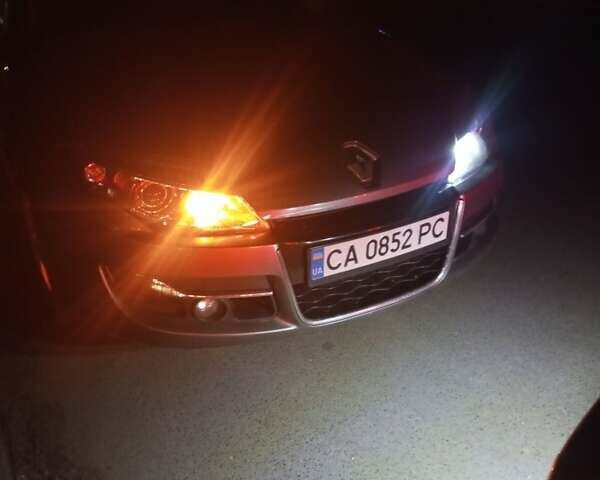 Коричневый Рено Лагуна, объемом двигателя 2 л и пробегом 210 тыс. км за 8400 $, фото 3 на Automoto.ua