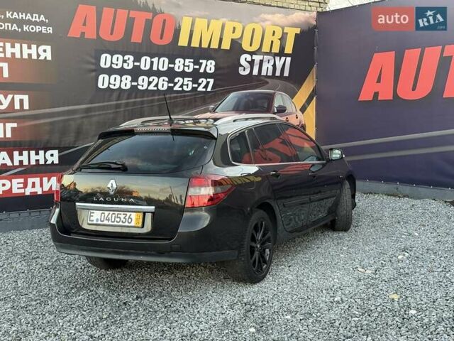 Коричневый Рено Лагуна, объемом двигателя 1.5 л и пробегом 155 тыс. км за 8300 $, фото 5 на Automoto.ua