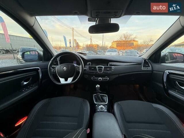Коричневый Рено Лагуна, объемом двигателя 1.5 л и пробегом 155 тыс. км за 8300 $, фото 11 на Automoto.ua