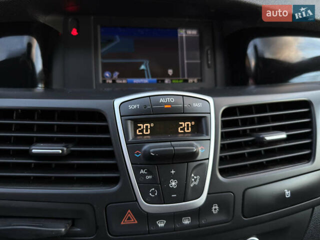 Рено Лагуна 2012 в Стрые на Automoto.ua Коричневый Рено Лагуна, объемом двигателя 1.5 л и пробегом 155 тыс. км за 8600 $, фото 38 на Automoto.ua