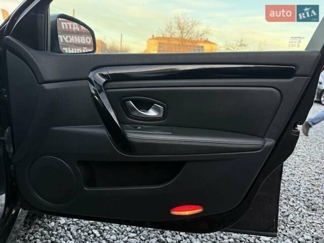 Коричневый Рено Лагуна, объемом двигателя 1.5 л и пробегом 155 тыс. км за 8300 $, фото 10 на Automoto.ua