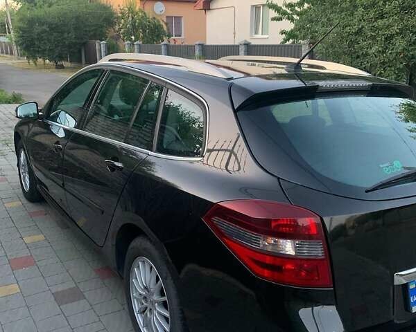 Коричневий Рено Лагуна, об'ємом двигуна 1.46 л та пробігом 203 тис. км за 7400 $, фото 6 на Automoto.ua