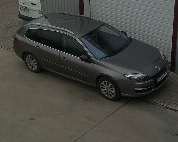 Коричневый Рено Лагуна, объемом двигателя 2 л и пробегом 210 тыс. км за 8400 $, фото 6 на Automoto.ua
