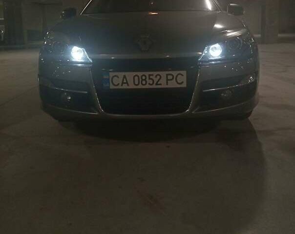 Коричневый Рено Лагуна, объемом двигателя 2 л и пробегом 210 тыс. км за 8400 $, фото 2 на Automoto.ua