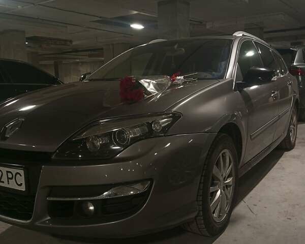 Коричневый Рено Лагуна, объемом двигателя 2 л и пробегом 210 тыс. км за 8400 $, фото 7 на Automoto.ua