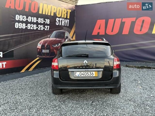 Коричневый Рено Лагуна, объемом двигателя 1.5 л и пробегом 155 тыс. км за 8300 $, фото 4 на Automoto.ua