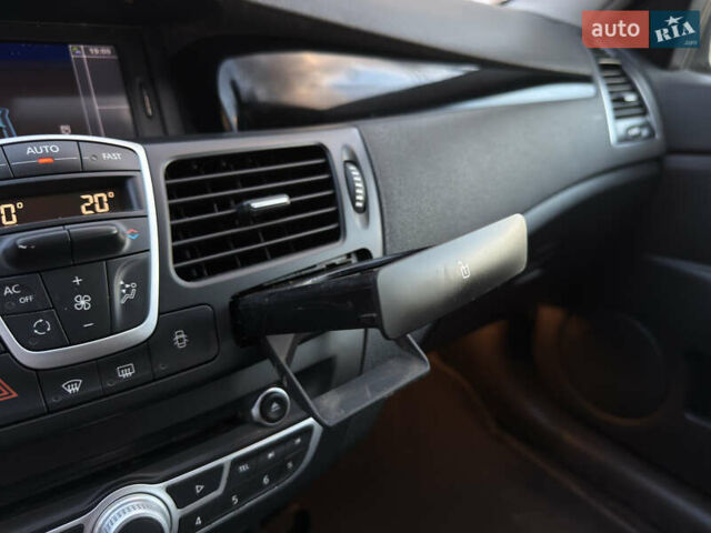 Рено Лагуна 2012 в Стрые на Automoto.ua Коричневый Рено Лагуна, объемом двигателя 1.5 л и пробегом 155 тыс. км за 8600 $, фото 39 на Automoto.ua