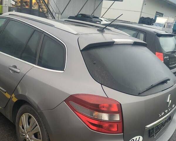 Коричневый Рено Лагуна, объемом двигателя 2 л и пробегом 210 тыс. км за 9499 $, фото 7 на Automoto.ua