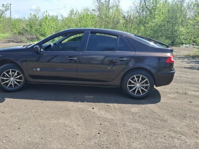 Коричневый Рено Лагуна, объемом двигателя 1.6 л и пробегом 157 тыс. км за 4500 $, фото 6 на Automoto.ua