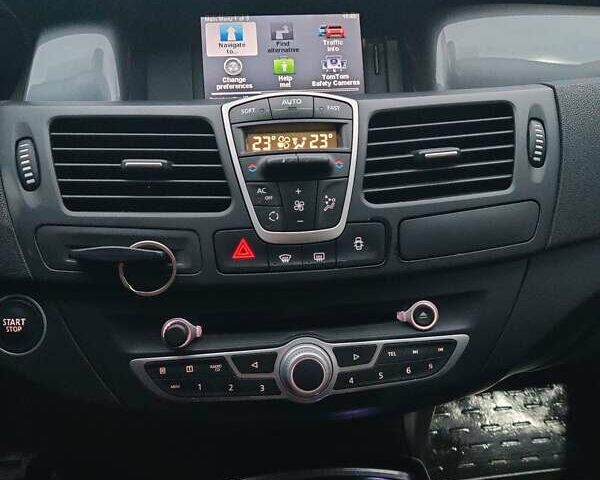 Коричневый Рено Лагуна, объемом двигателя 1.5 л и пробегом 196 тыс. км за 7000 $, фото 13 на Automoto.ua