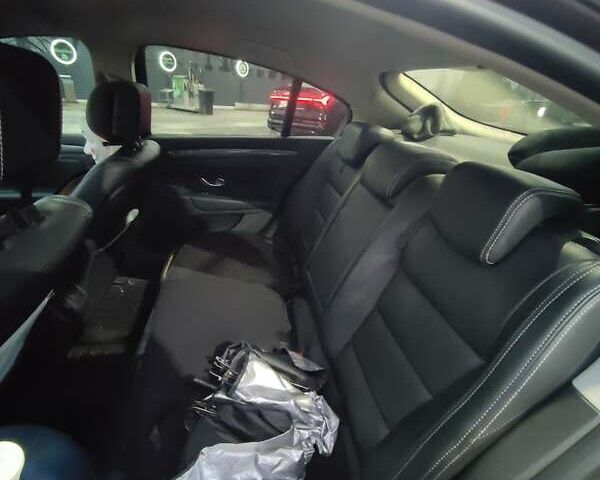 Коричневый Рено Лагуна, объемом двигателя 1.5 л и пробегом 196 тыс. км за 7000 $, фото 3 на Automoto.ua