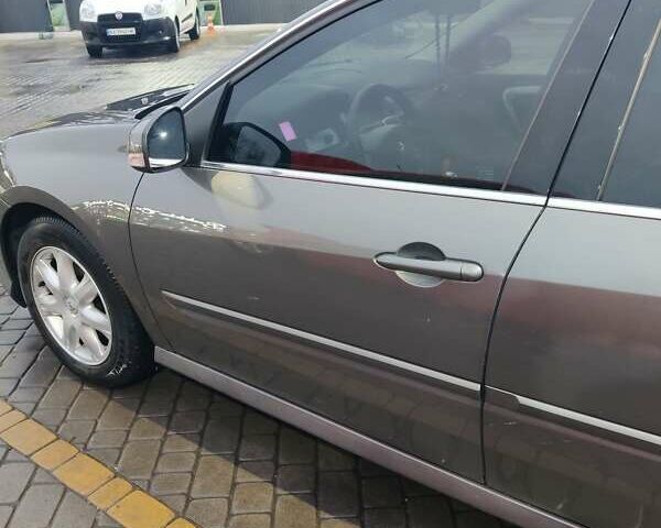 Коричневый Рено Лагуна, объемом двигателя 1.5 л и пробегом 196 тыс. км за 7000 $, фото 22 на Automoto.ua