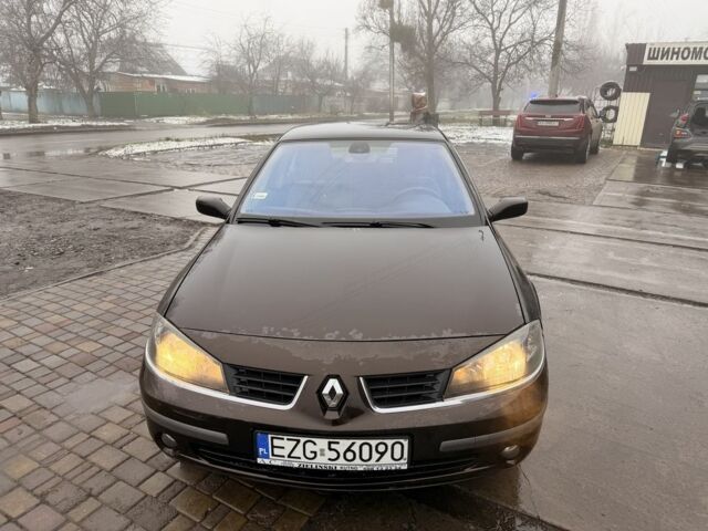 Красный Рено Лагуна, объемом двигателя 1.9 л и пробегом 200 тыс. км за 2000 $, фото 3 на Automoto.ua