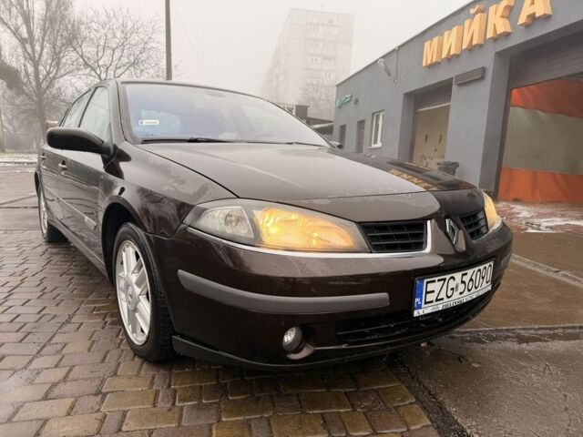 Красный Рено Лагуна, объемом двигателя 1.9 л и пробегом 200 тыс. км за 2000 $, фото 4 на Automoto.ua