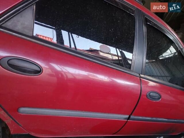 Червоний Рено Лагуна, об'ємом двигуна 1.78 л та пробігом 330 тис. км за 1000 $, фото 1 на Automoto.ua