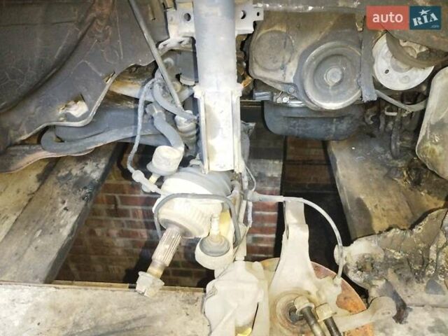 Червоний Рено Лагуна, об'ємом двигуна 1.78 л та пробігом 330 тис. км за 1000 $, фото 5 на Automoto.ua
