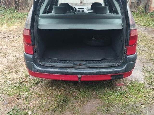 Червоний Рено Лагуна, об'ємом двигуна 1.8 л та пробігом 260 тис. км за 1800 $, фото 2 на Automoto.ua