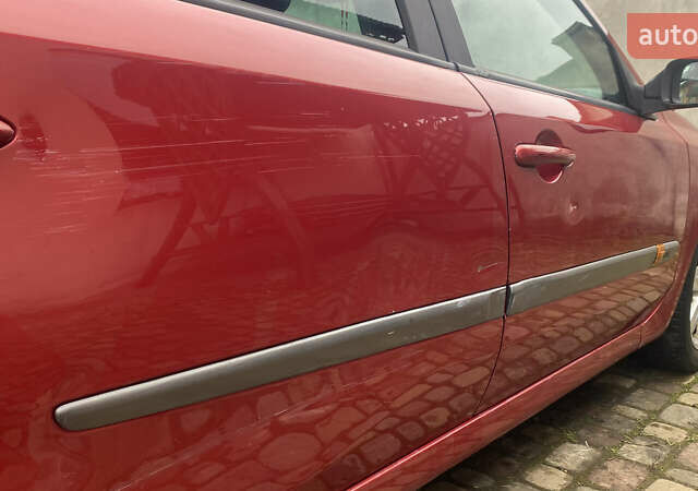 Красный Рено Лагуна, объемом двигателя 1.87 л и пробегом 112 тыс. км за 3999 $, фото 15 на Automoto.ua