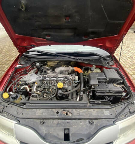 Красный Рено Лагуна, объемом двигателя 1.87 л и пробегом 112 тыс. км за 3999 $, фото 9 на Automoto.ua