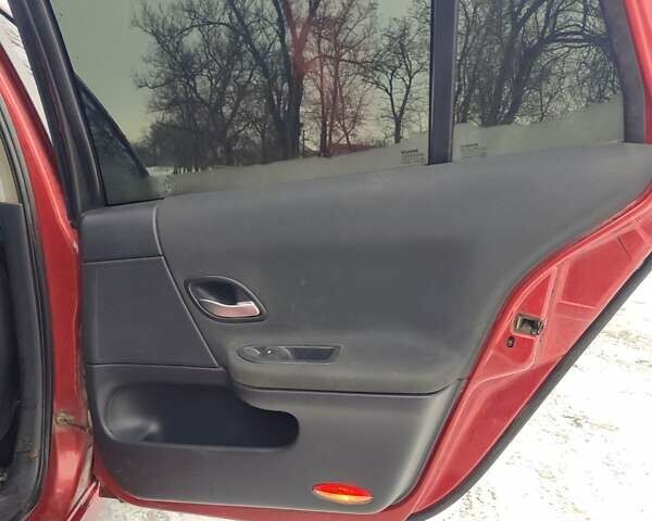 Рено Лагуна 2006 в Виннице на Automoto.ua Красный Рено Лагуна, объемом двигателя 2 л и пробегом 260 тыс. км за 4300 $, фото 9 на Automoto.ua