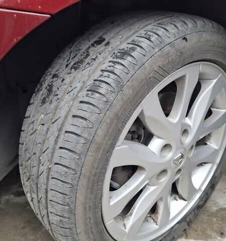 Красный Рено Лагуна, объемом двигателя 2 л и пробегом 225 тыс. км за 6500 $, фото 13 на Automoto.ua