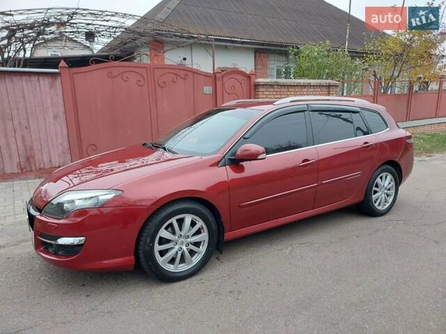 Червоний Рено Лагуна, об'ємом двигуна 2 л та пробігом 262 тис. км за 8400 $, фото 2 на Automoto.ua