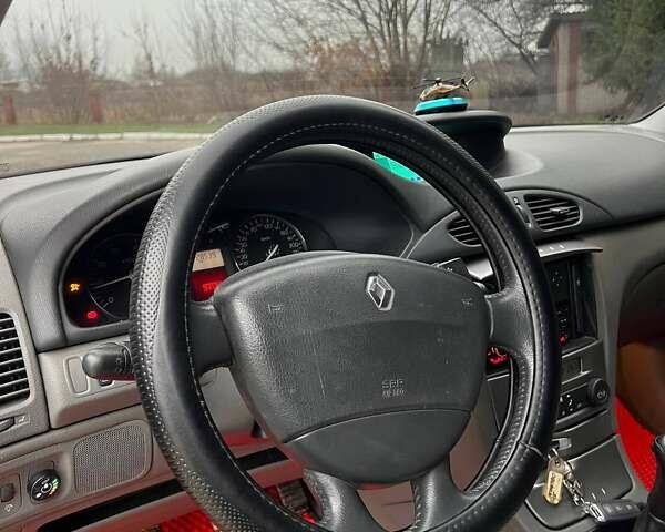 Красный Рено Лагуна, объемом двигателя 1.78 л и пробегом 230 тыс. км за 4300 $, фото 25 на Automoto.ua