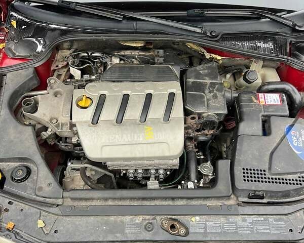 Красный Рено Лагуна, объемом двигателя 1.78 л и пробегом 230 тыс. км за 4300 $, фото 32 на Automoto.ua