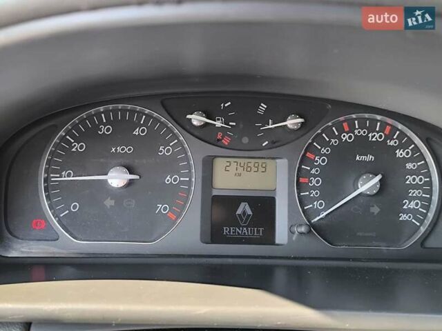 Красный Рено Лагуна, объемом двигателя 1.78 л и пробегом 280 тыс. км за 2900 $, фото 9 на Automoto.ua