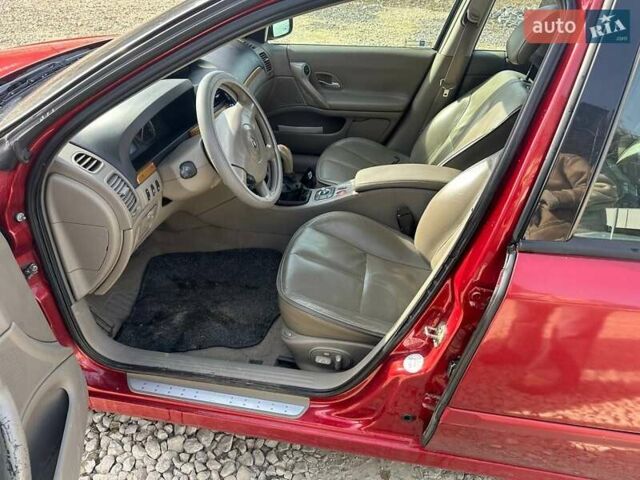 Красный Рено Лагуна, объемом двигателя 2.2 л и пробегом 220 тыс. км за 5500 $, фото 5 на Automoto.ua