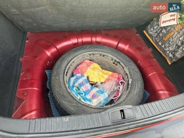 Красный Рено Лагуна, объемом двигателя 2.2 л и пробегом 220 тыс. км за 5500 $, фото 8 на Automoto.ua