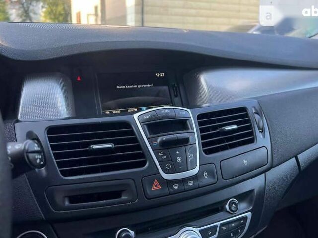 Рено Лагуна, объемом двигателя 1.5 л и пробегом 263 тыс. км за 7650 $, фото 13 на Automoto.ua