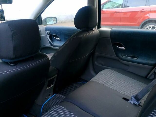 Рено Лагуна, объемом двигателя 19 л и пробегом 286 тыс. км за 3500 $, фото 6 на Automoto.ua