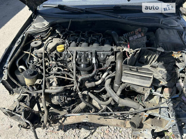 Рено Лагуна, объемом двигателя 2.2 л и пробегом 190 тыс. км за 750 $, фото 6 на Automoto.ua