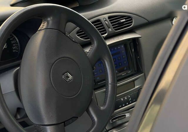 Рено Лагуна, объемом двигателя 1.8 л и пробегом 137 тыс. км за 5900 $, фото 9 на Automoto.ua