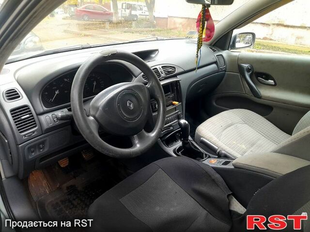 Рено Лагуна, объемом двигателя 1.9 л и пробегом 316 тыс. км за 2350 $, фото 4 на Automoto.ua