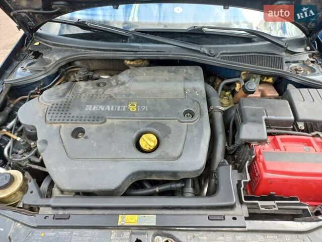 Рено Лагуна, объемом двигателя 1.9 л и пробегом 320 тыс. км за 2750 $, фото 16 на Automoto.ua