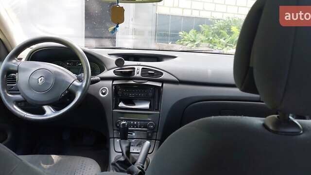 Рено Лагуна, объемом двигателя 1.6 л и пробегом 500 тыс. км за 4250 $, фото 3 на Automoto.ua
