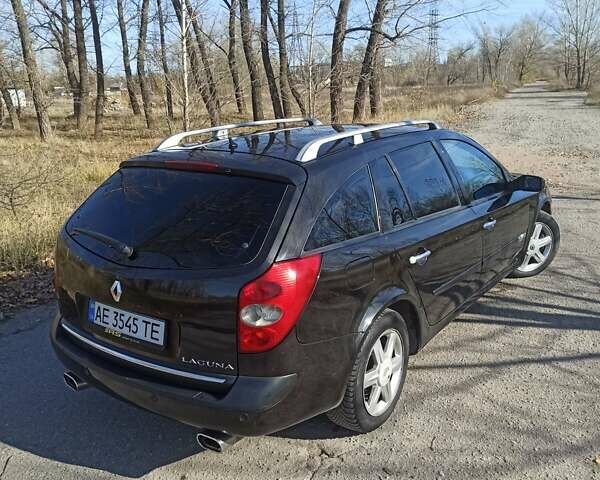 Рено Лагуна, объемом двигателя 2.2 л и пробегом 352 тыс. км за 4950 $, фото 7 на Automoto.ua