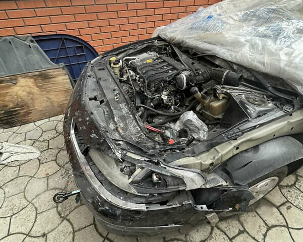 Рено Лагуна, об'ємом двигуна 1.6 л та пробігом 250 тис. км за 1700 $, фото 4 на Automoto.ua