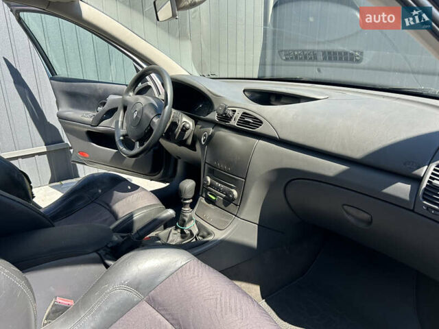 Рено Лагуна, объемом двигателя 1.87 л и пробегом 400 тыс. км за 3900 $, фото 14 на Automoto.ua