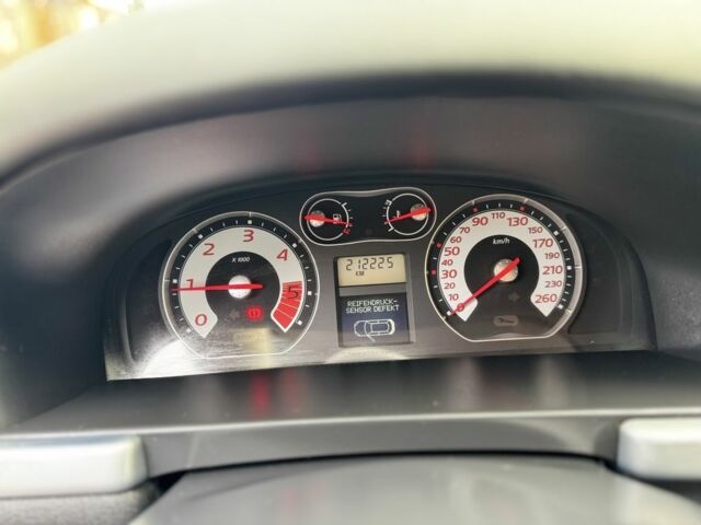 Рено Лагуна 2005 в Белой Церкве на Automoto.ua Рено Лагуна, объемом двигателя 1.9 л и пробегом 222 тыс. км за 1650 $, фото 18 на Automoto.ua