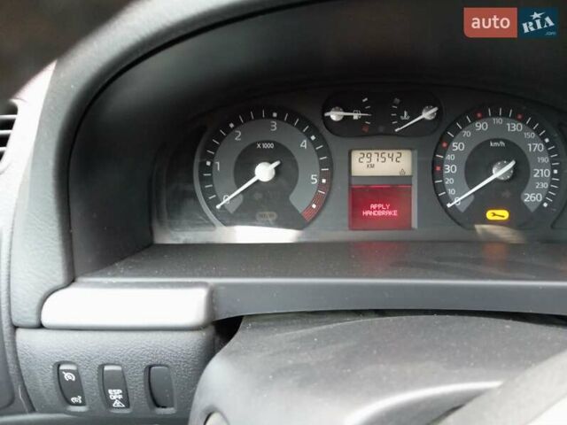 Рено Лагуна, объемом двигателя 1.87 л и пробегом 297 тыс. км за 4500 $, фото 1 на Automoto.ua